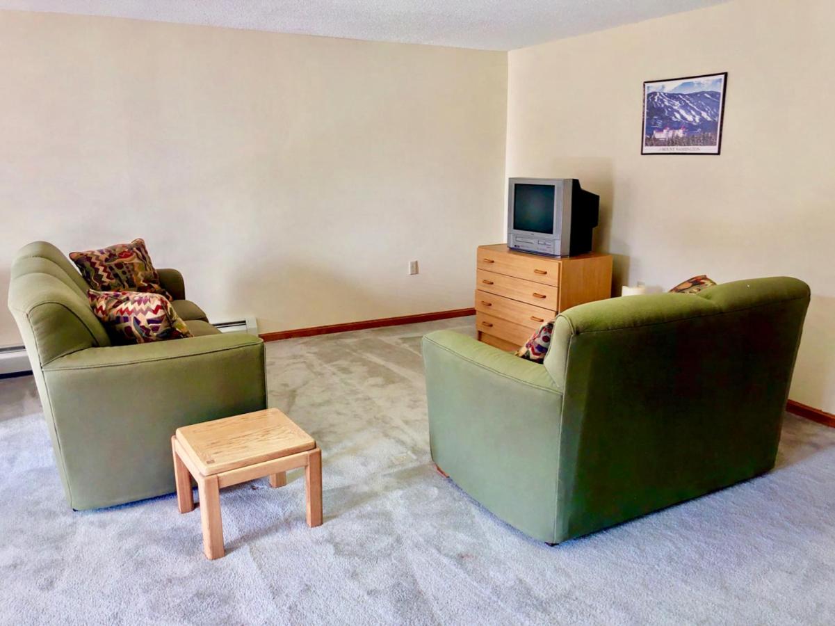 | W4 Comfortable and spacious Bretton Woods condo with ski slope views, fireplace and fast wifi!