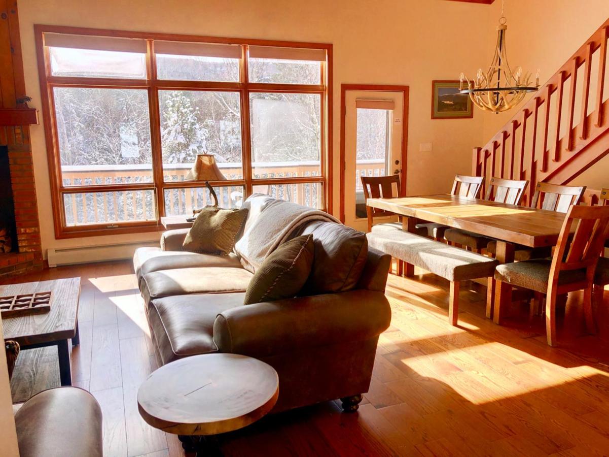 | W7 Fully Renovated Townhouse in Bretton Woods with fantastic ski slope views, fast WiFi