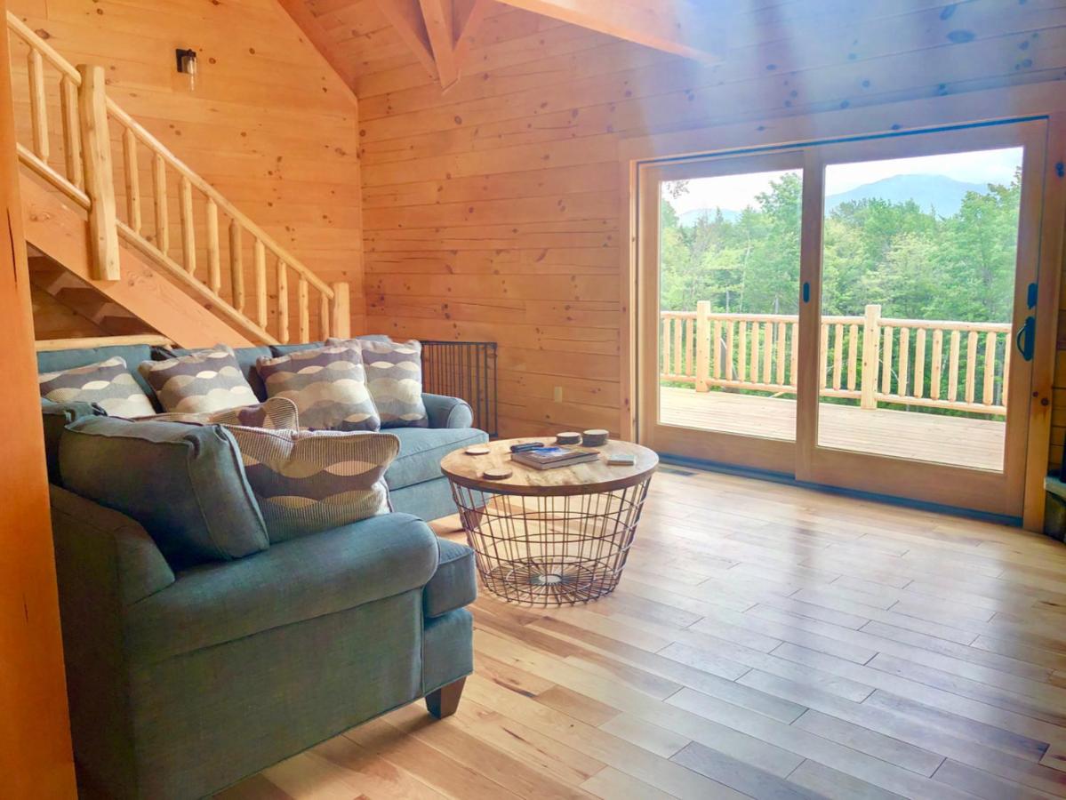  | UV Log home with direct Cannon Mountain views Minutes to attractions Fireplace, Pool Table, AC
