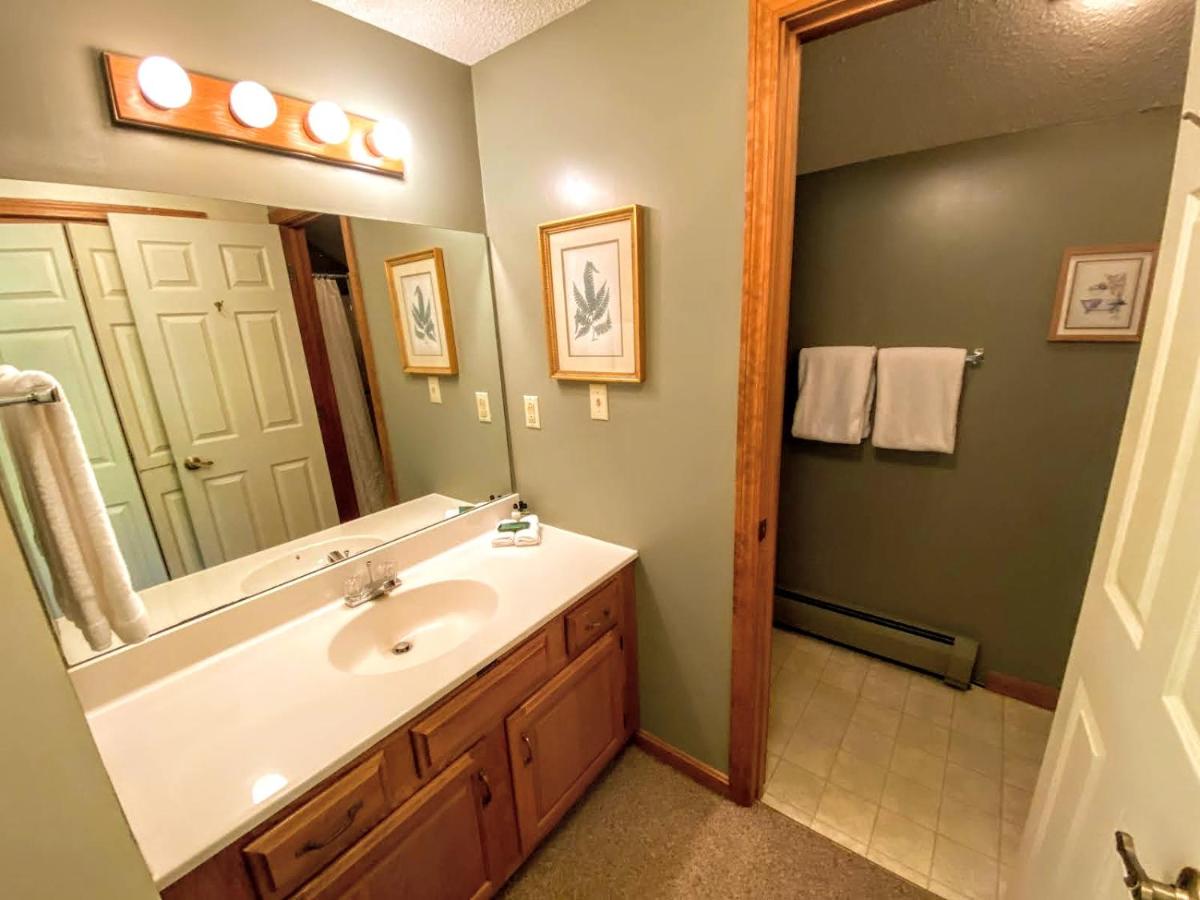 | W3 Cozy 3BR Mt Washington Place Townhome gorgeous views of Bretton Woods Ski Area WiFi, Cable