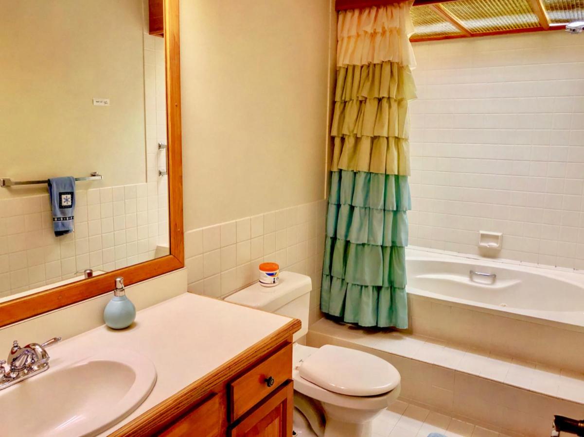 | O3 Bretton Woods Cottage on beginner ski trail Perfect location for all seasons