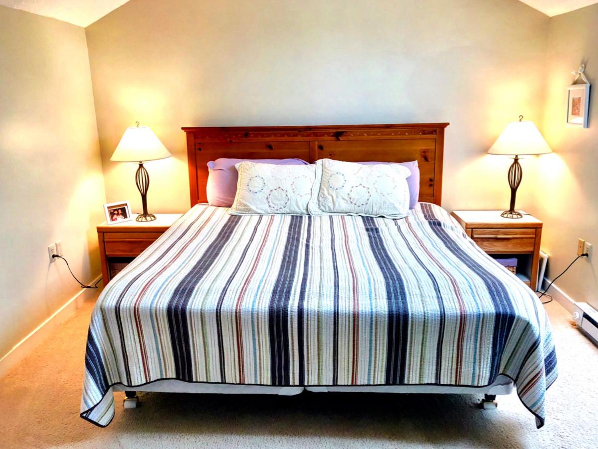 | O3 Bretton Woods Cottage on beginner ski trail Perfect location for all seasons