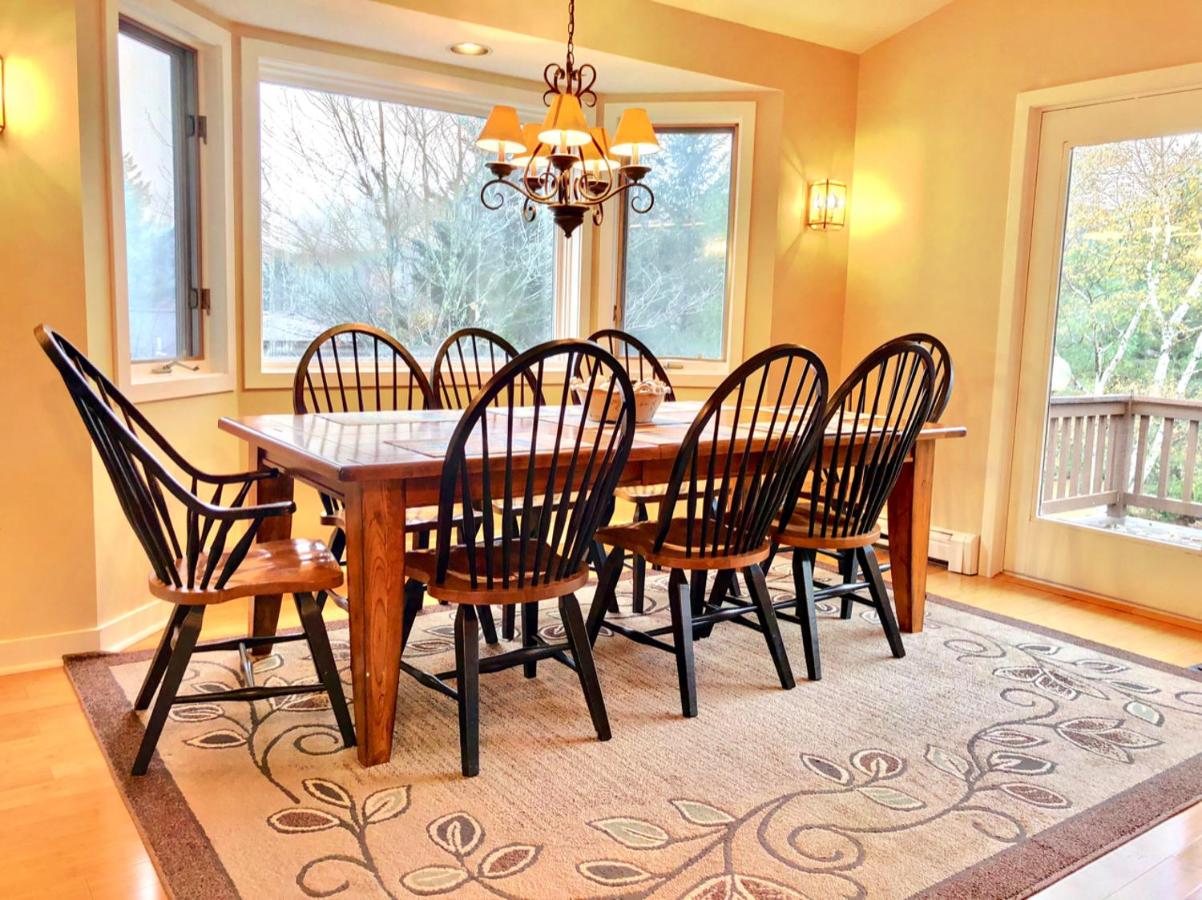 | O3 Bretton Woods Cottage on beginner ski trail Perfect location for all seasons