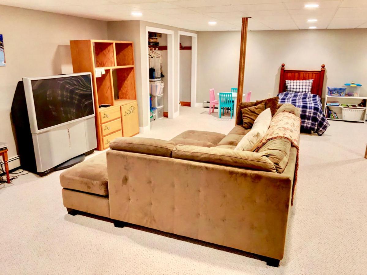 | O3 Bretton Woods Cottage on beginner ski trail Perfect location for all seasons