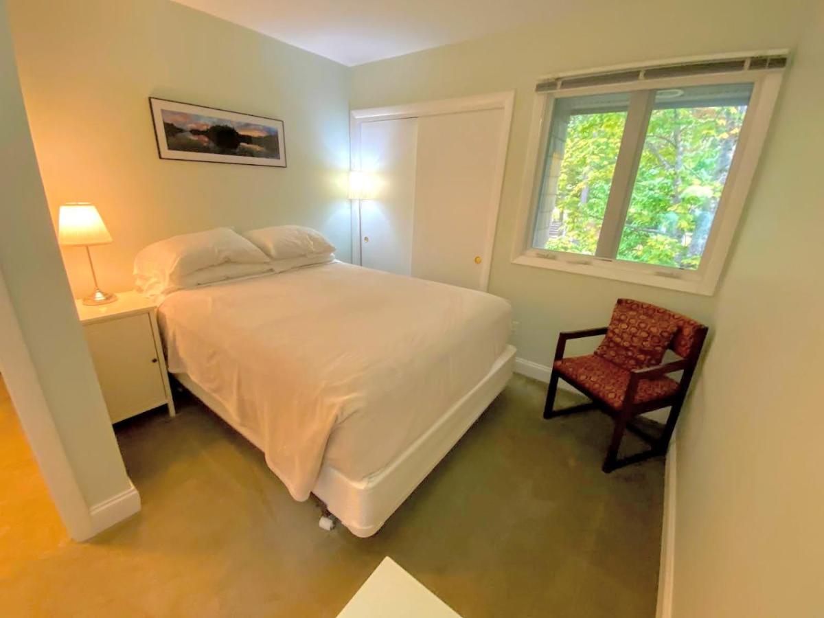  | R3 Lovely Bretton Woods townhome with updated kitchen sauna WiFi Steps to the ski trails