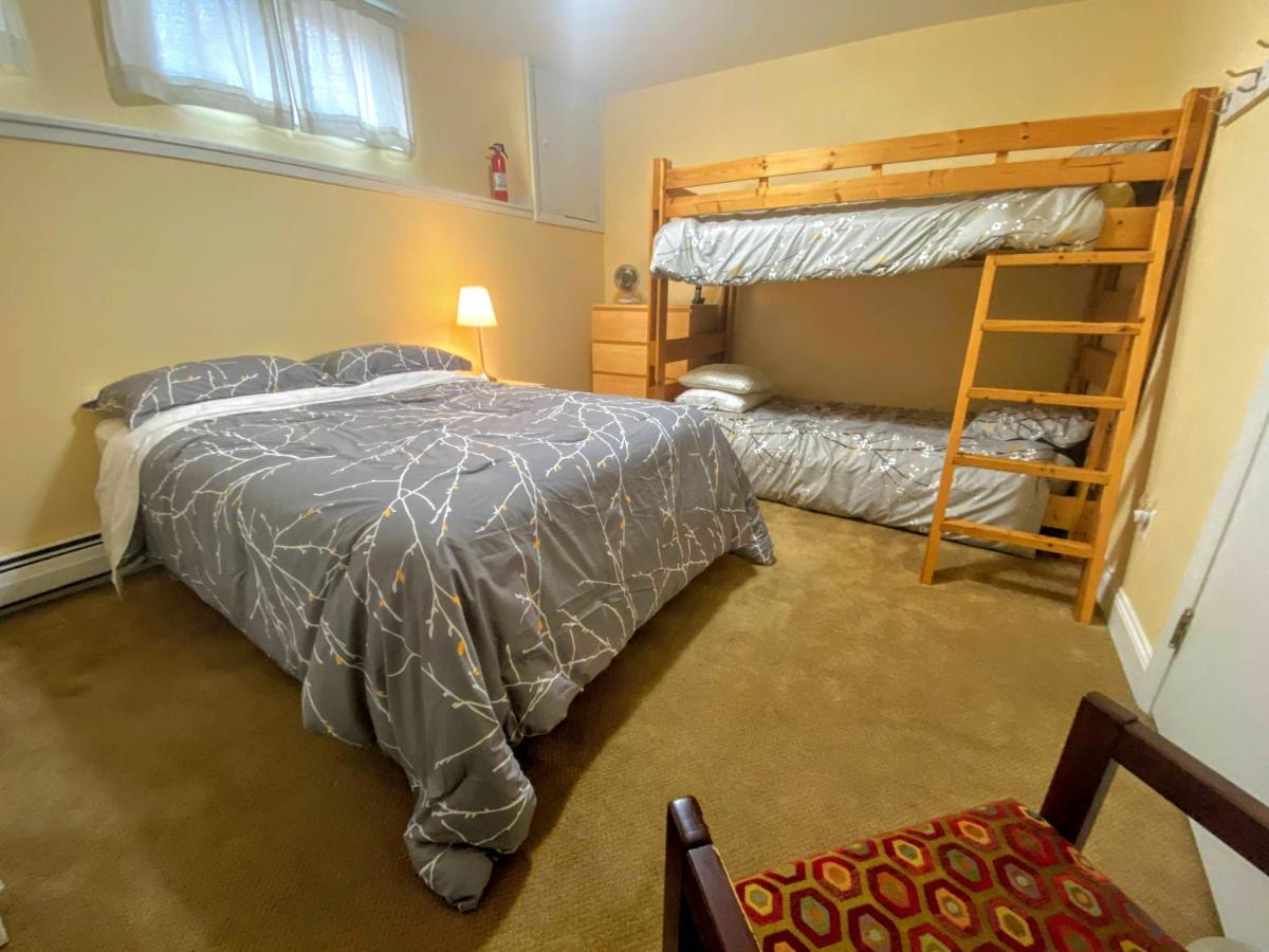  | R3 Lovely Bretton Woods townhome with updated kitchen sauna WiFi Steps to the ski trails