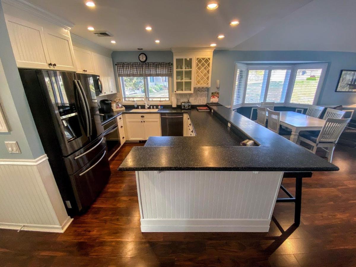 | G3 Classy Bretton townhome with AC fast wifi great mountain views right on the golf course