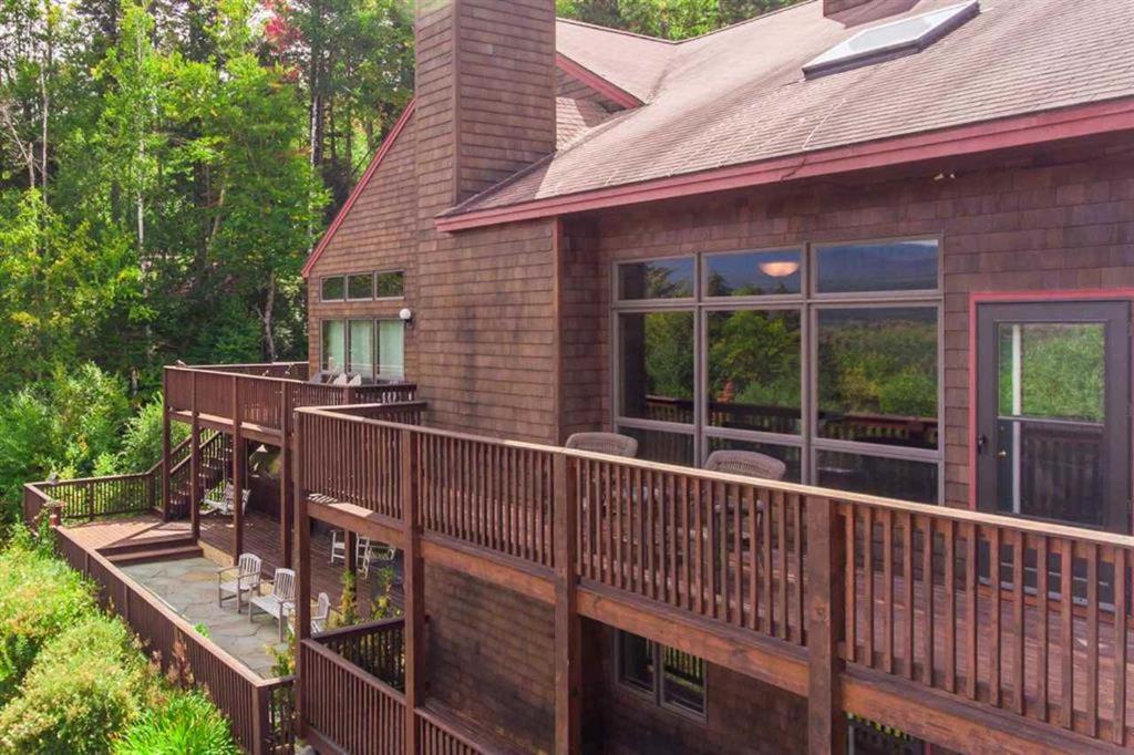 | V3 Gorgeous SKI-IN Mountain View Townhouse with great views in Bretton Woods Fast wifi