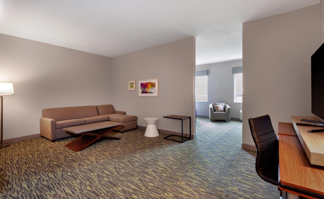 Executive King Room at Holiday Inn Tallahassee E Capitol - Univ by IHG