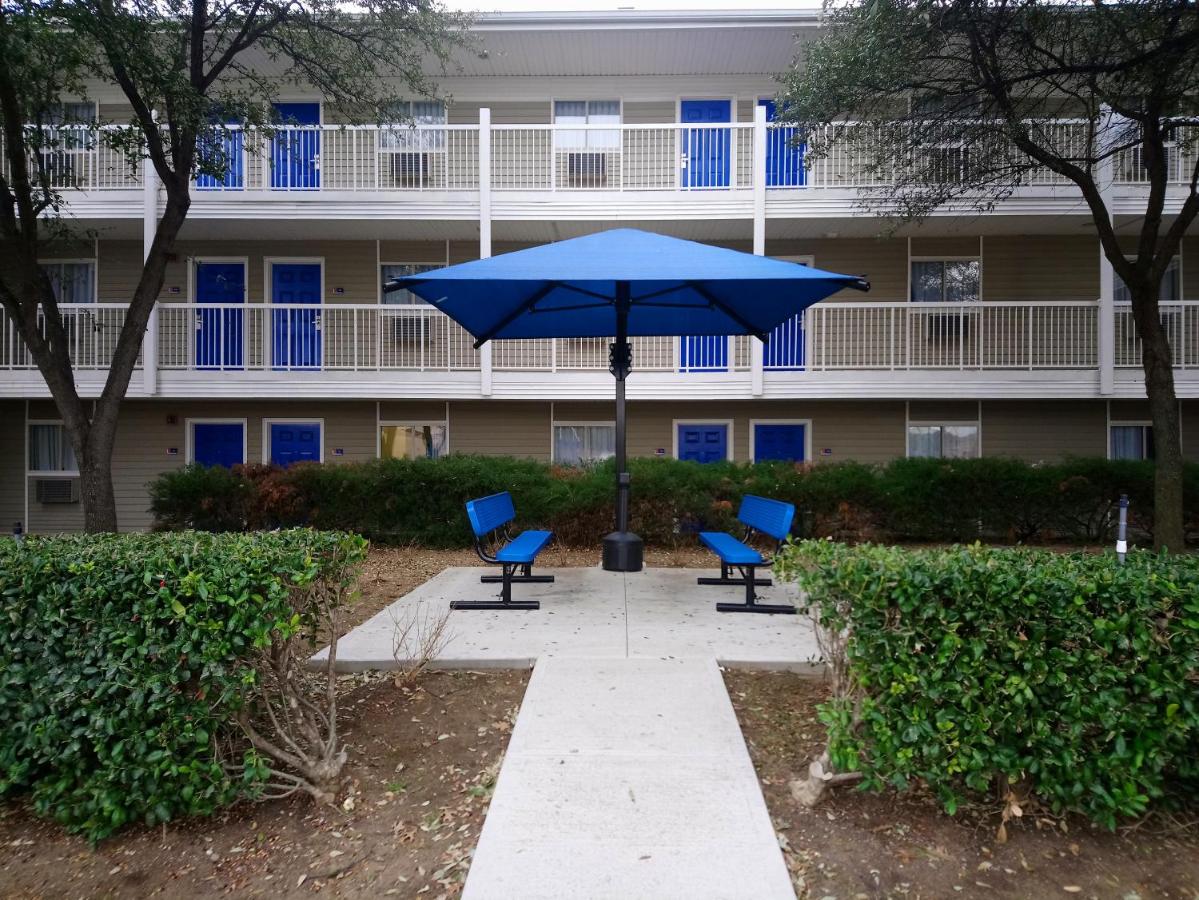  | InTown Suites Extended Stay Carrollton TX - Westgrove Drive