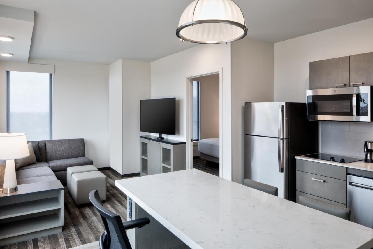 King Suite at Hyatt House Denver Aurora Anschutz Medical Campus