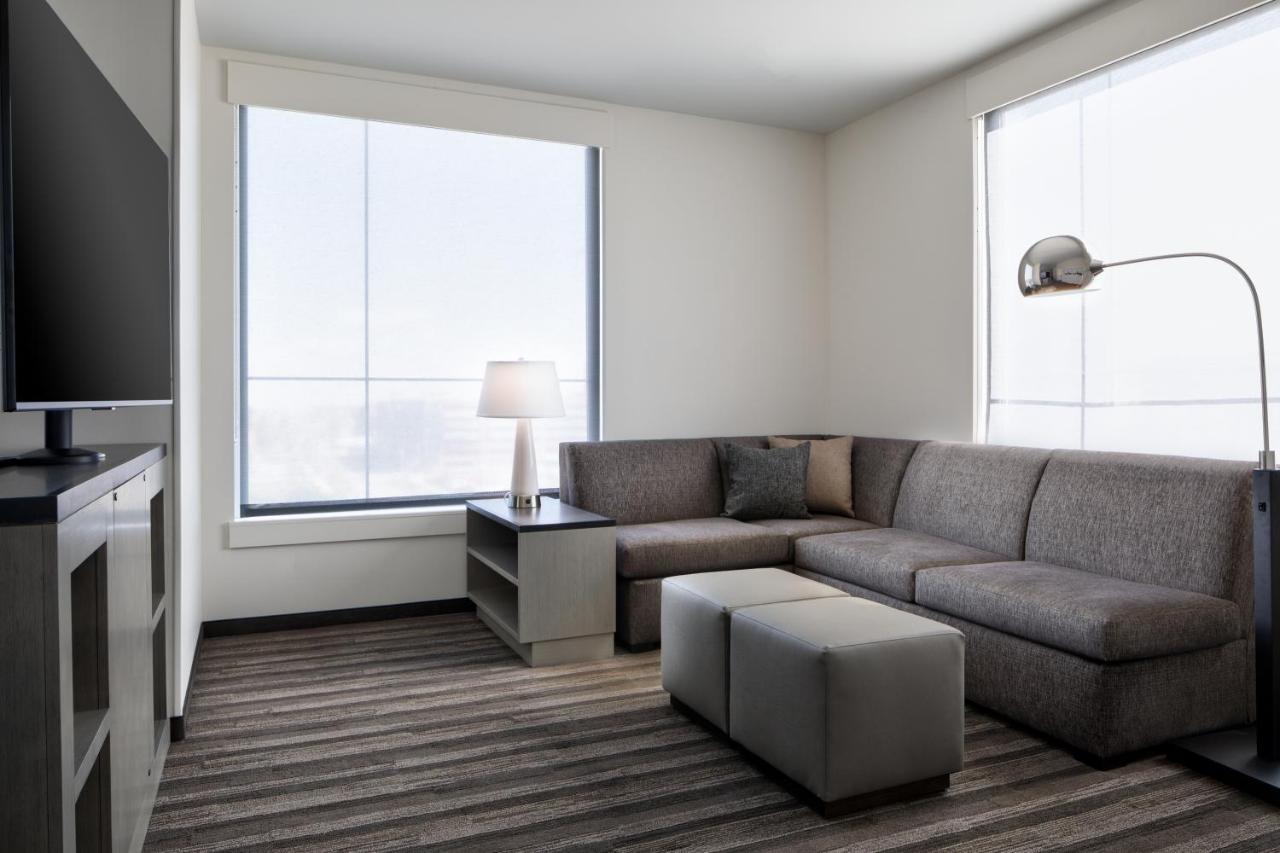 King Suite at Hyatt House Denver Aurora Anschutz Medical Campus
