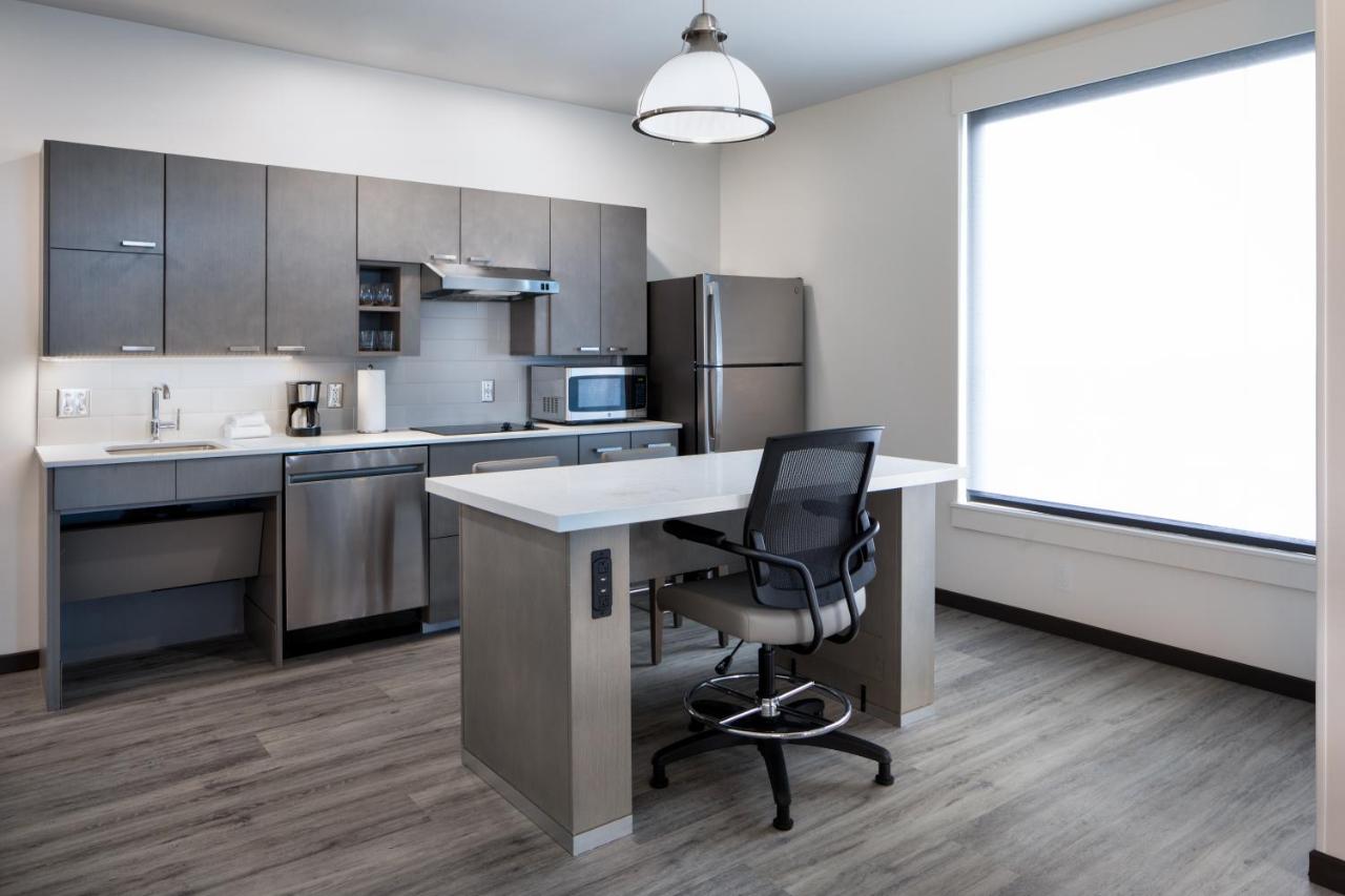 King Suite - Disability Access at Hyatt House Denver Aurora Anschutz Medical Campus
