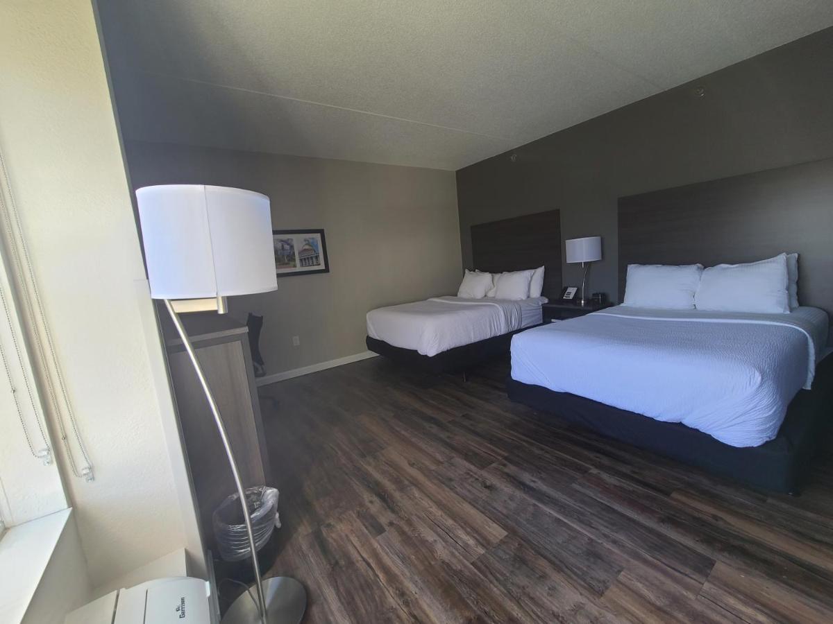 | Comfort Inn Boston Milford