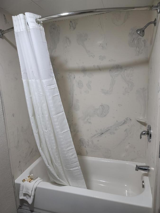 | Comfort Inn Boston Milford