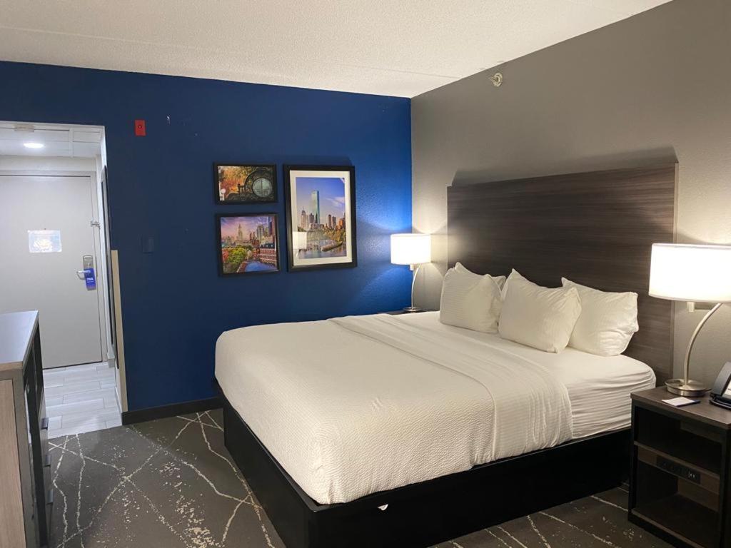 | Comfort Inn Boston Milford