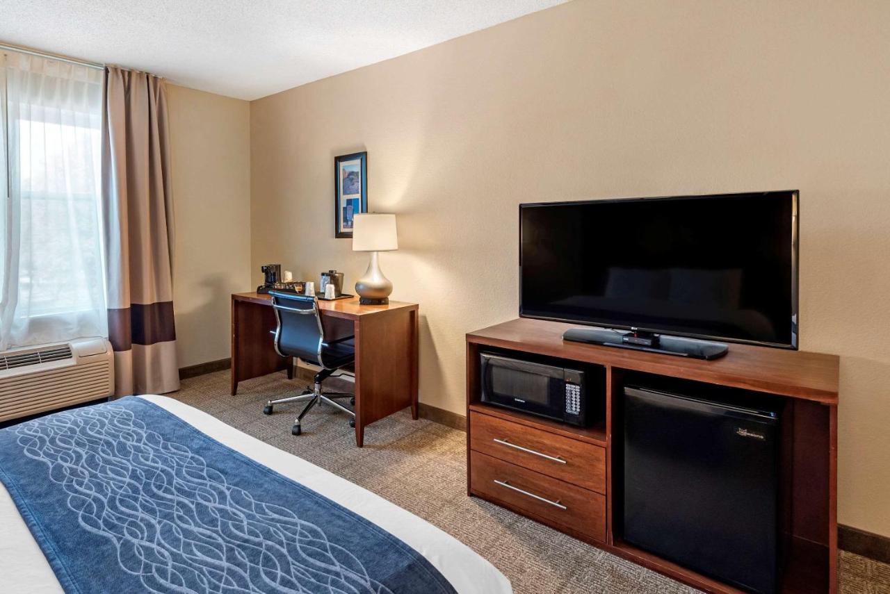 Queen Room with Two Queen Beds - Accessible/Non-Smoking  at Comfort Inn & Suites Virginia Beach - Norfolk Airport