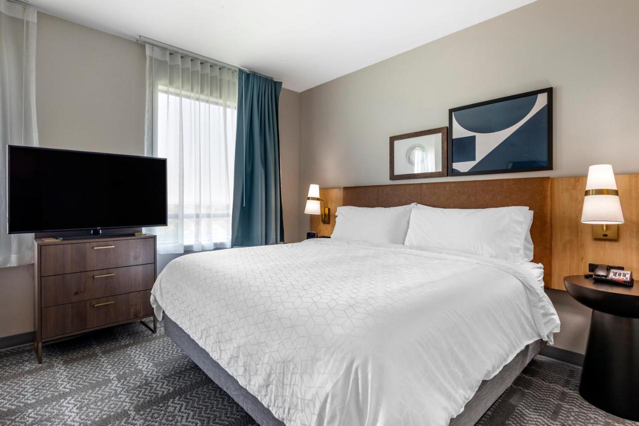 King Studio Suite - Hearing Accessible/Non-Smoking at Staybridge Suites Dallas Grand Prairie by IHG