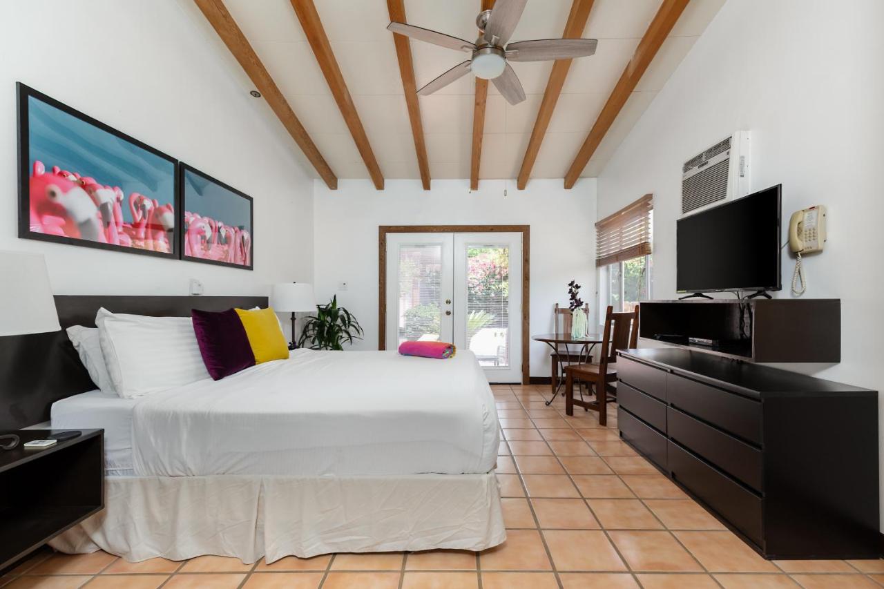 Superior Studio at Float Palm Springs