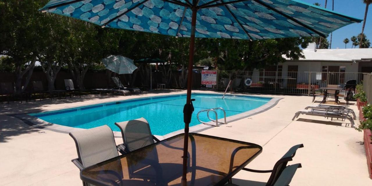 | The Villas of Palm Springs