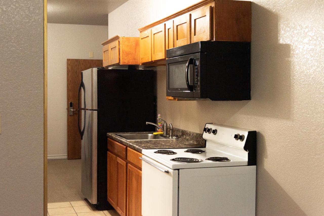 Deluxe King Suite at Premium Inn and Suites