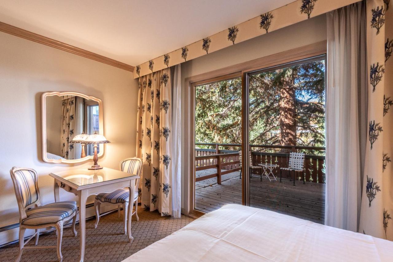 Double Room with Two Double Beds at Hotel Gasthof Gramshammer