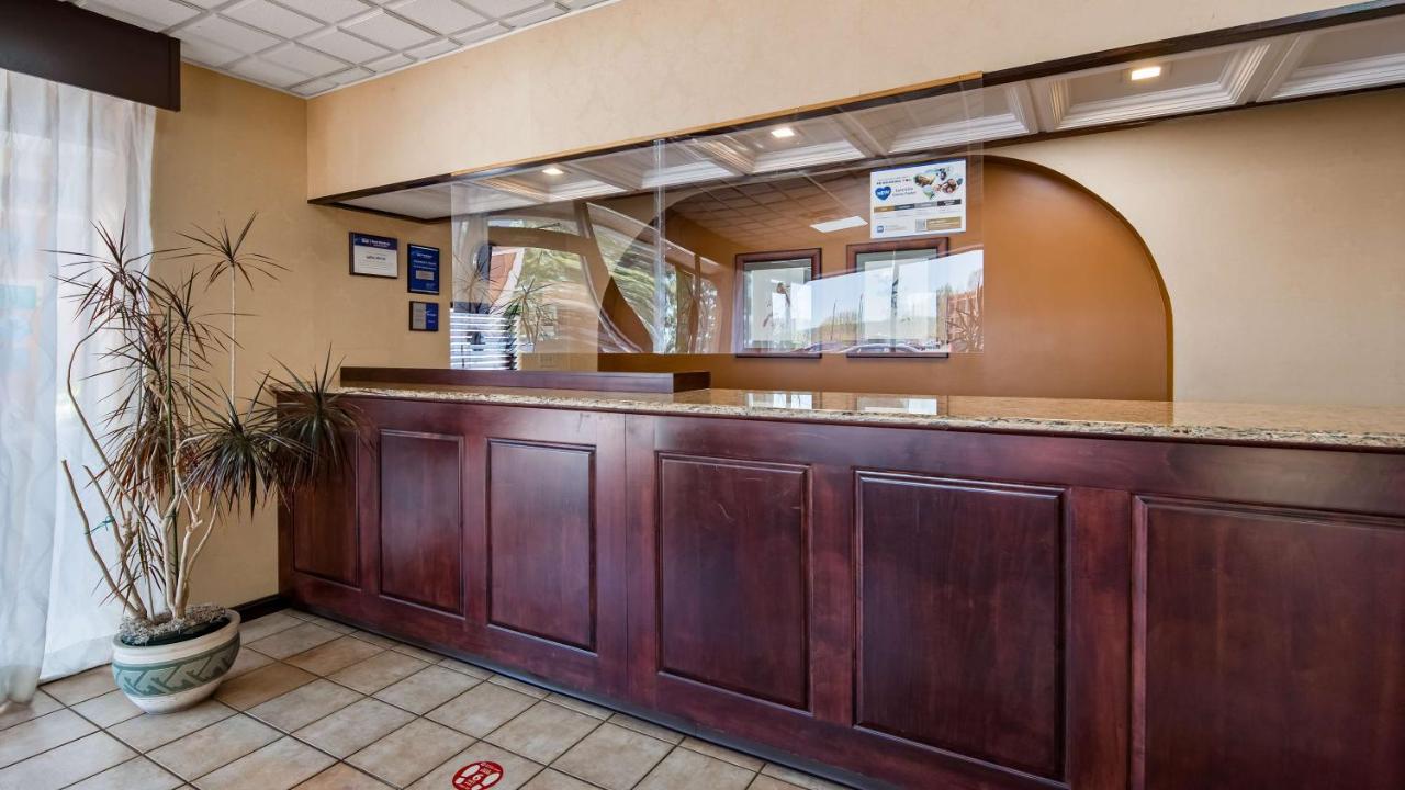 | Best Western Thunderbird Motel