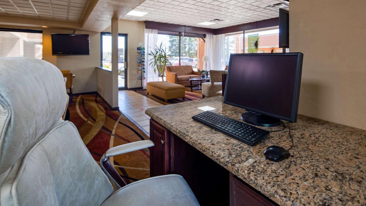| Best Western Thunderbird Motel