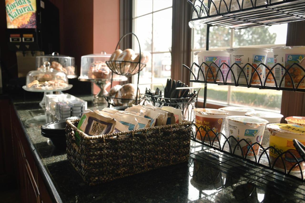  | Belvedere Inn Schenectady - Albany