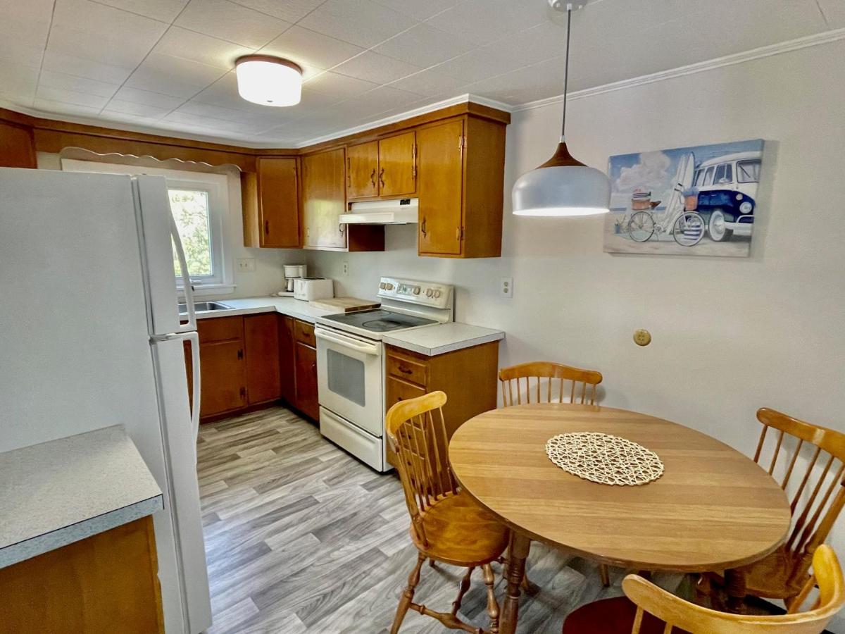  | Ocean Breeze Motel