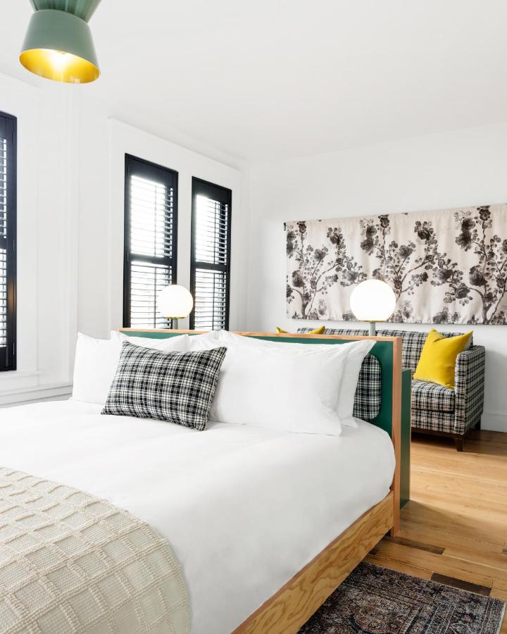 Deluxe King Room at Hotel Grand Stark