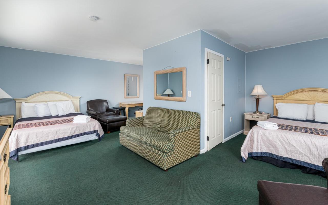 Hotel Charlee Villas by the Beach