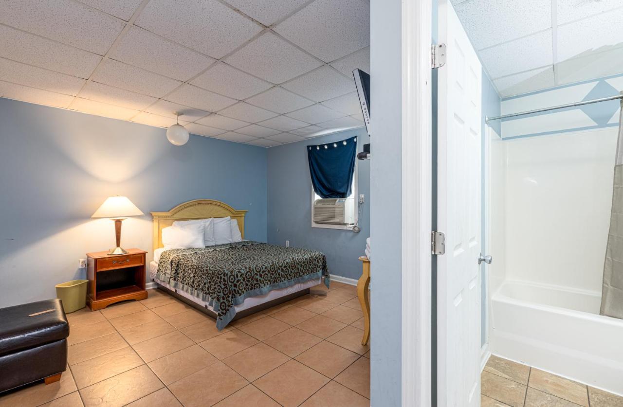 Hotel Charlee Villas by the Beach