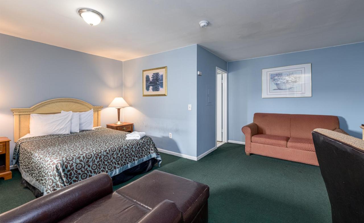 Hotel Charlee Villas by the Beach