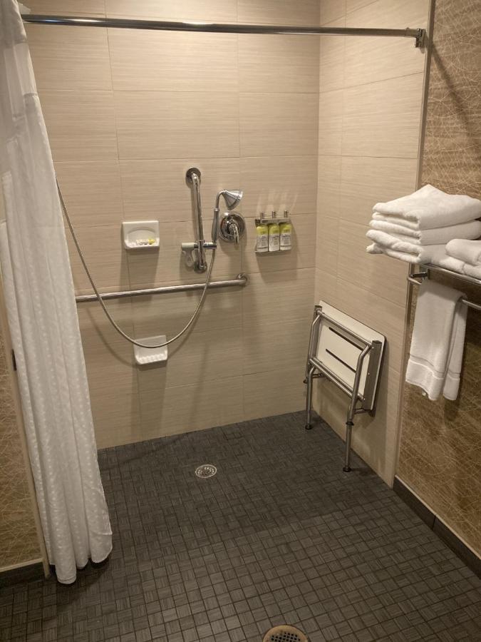 King Room with Roll in Shower - Hearing Accessible at Holiday Inn Express & Suites Peekskill-Lower Hudson Valley by IHG