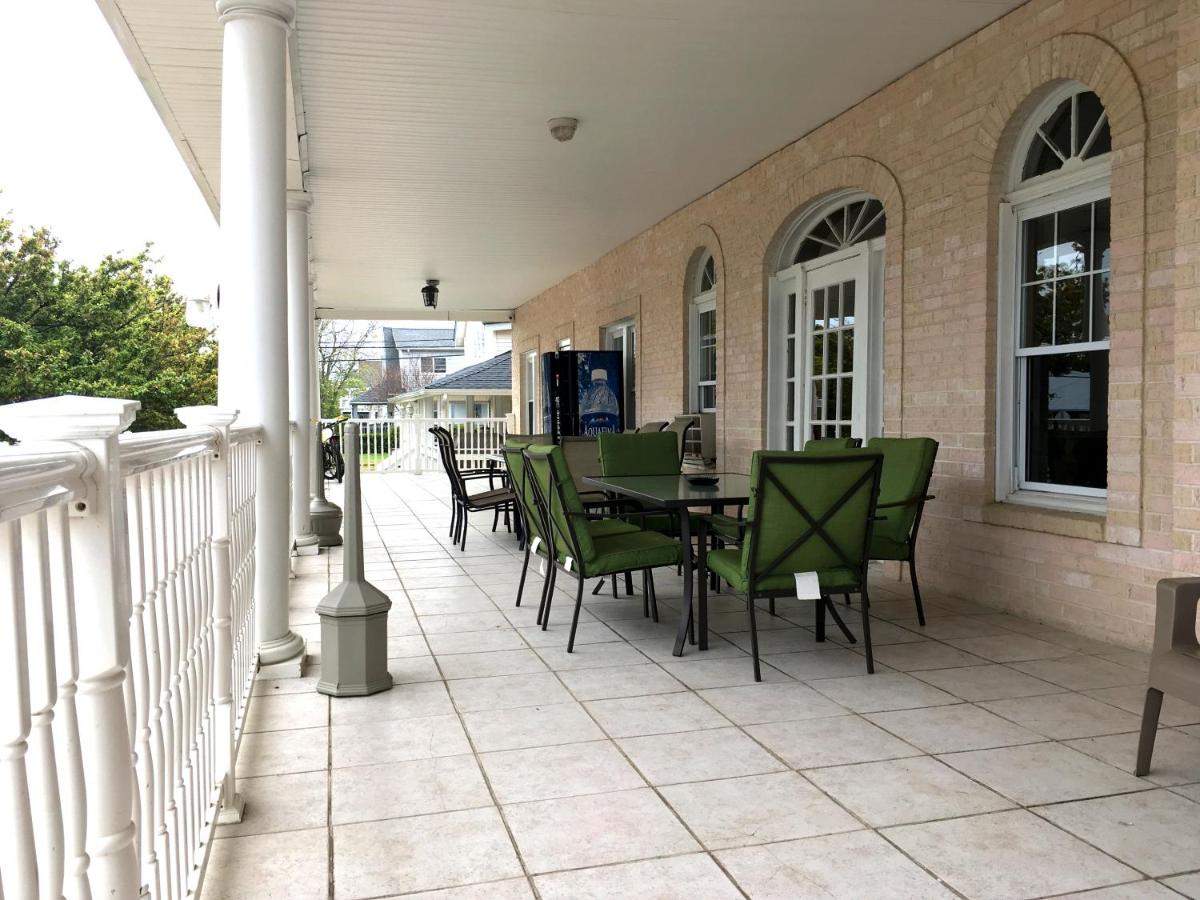 | The Belmar Inn