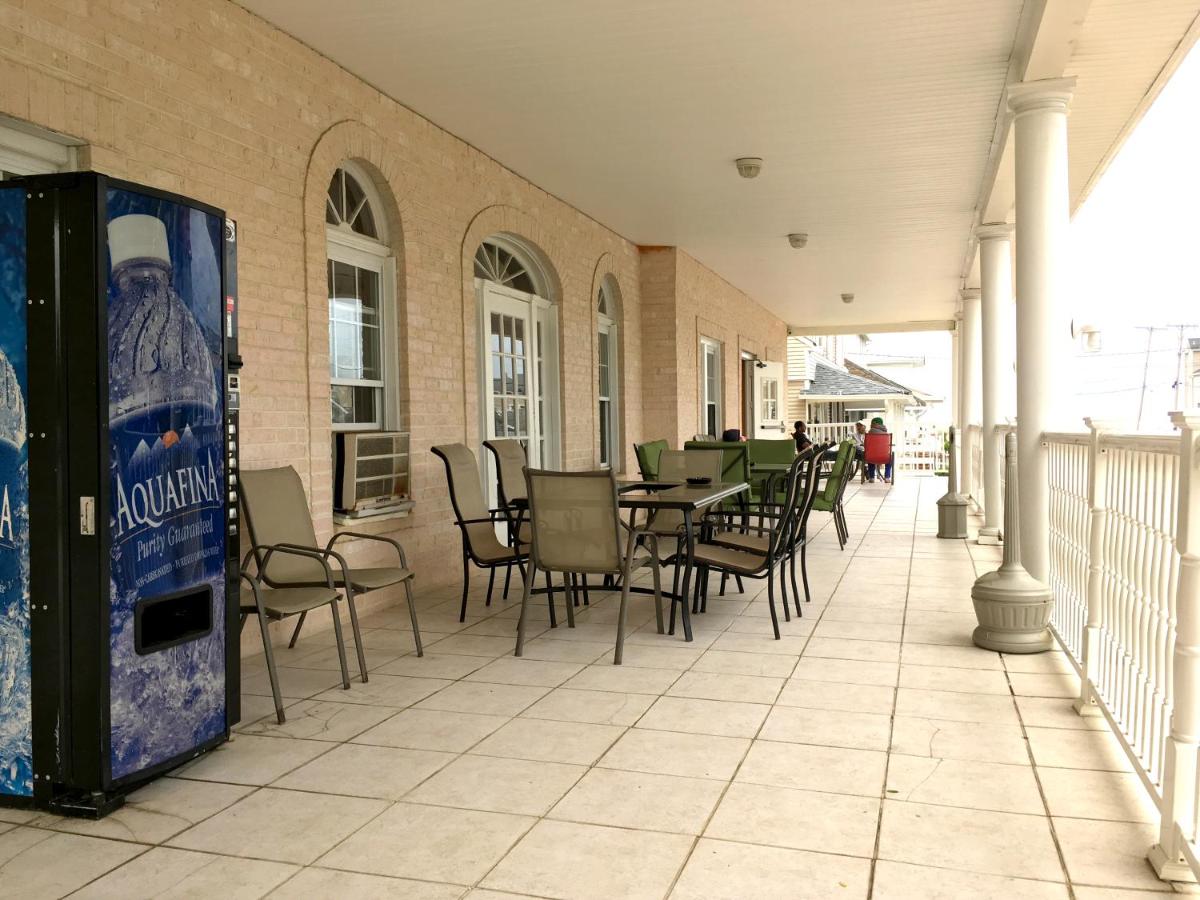 | The Belmar Inn