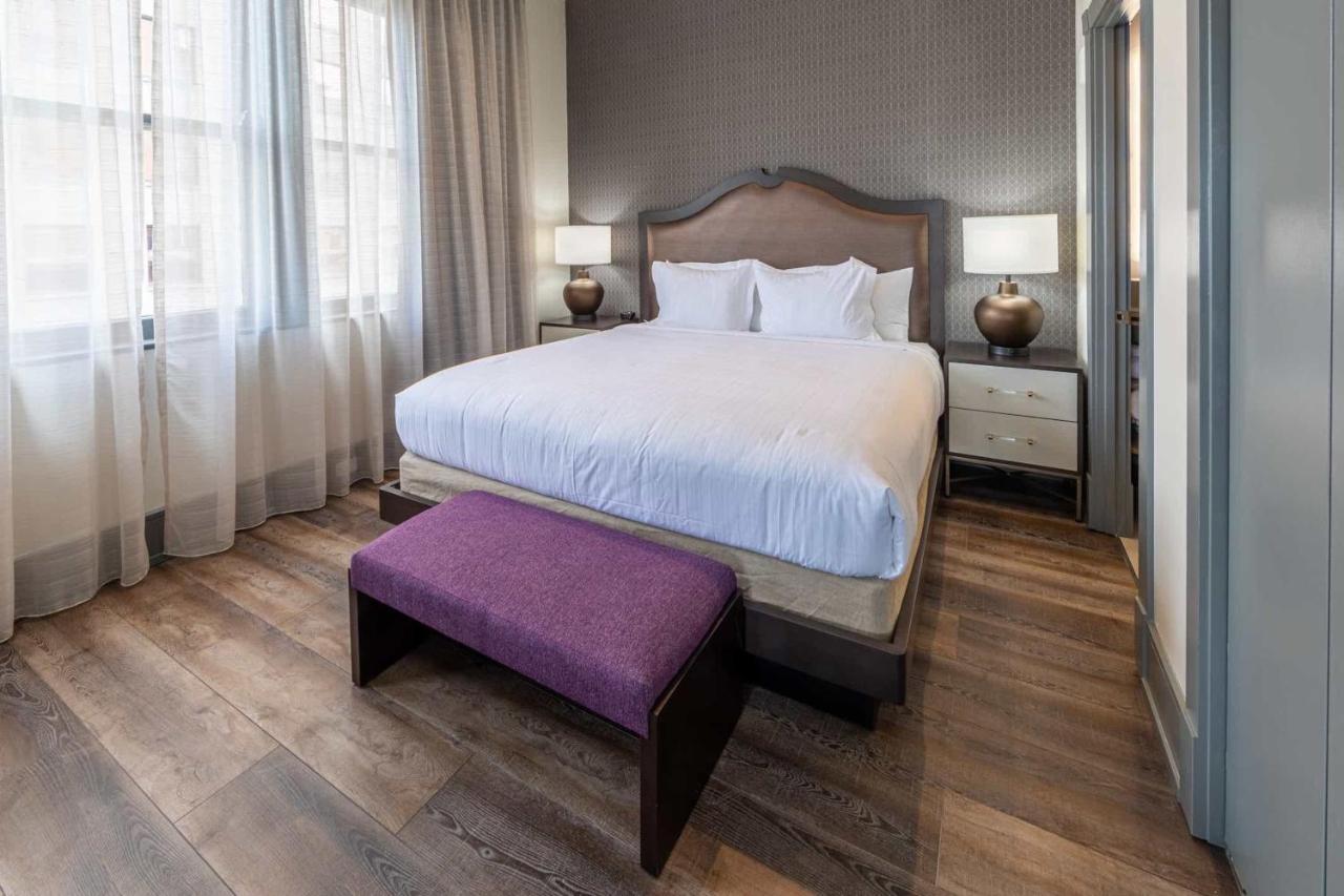 1 BEDROOM SIGNATURE COLLECTION VILLA at Holiday Inn Club Vacations New Orleans Resort by IHG