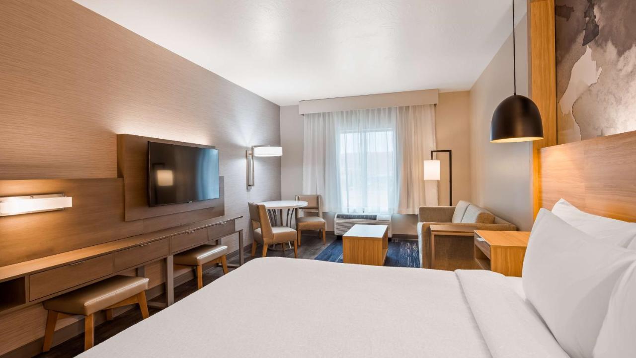 King Suite - Disability Access at Best Western Plus Settlers Point