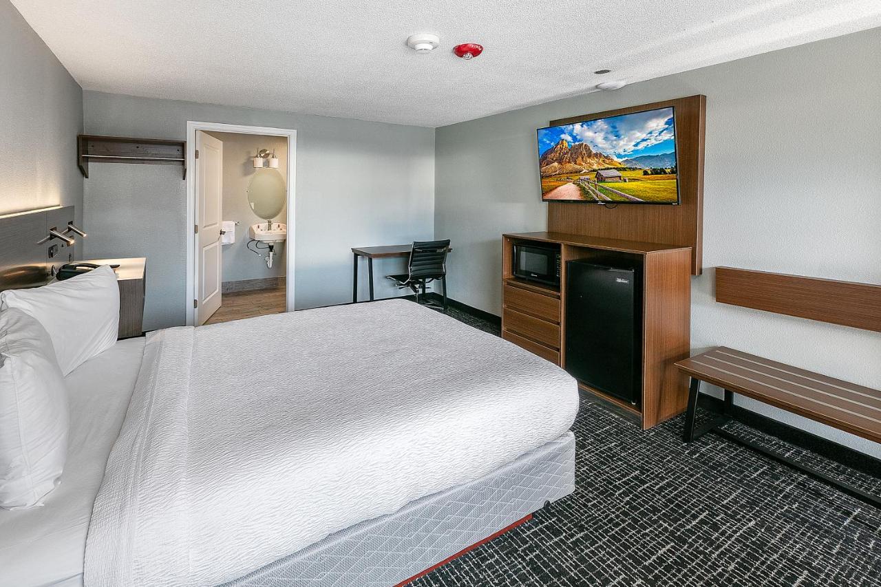 | Gatlinburg Mountain Inn