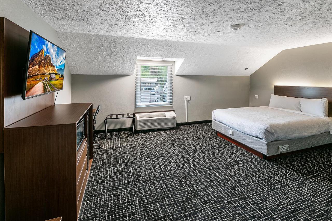 | Gatlinburg Mountain Inn