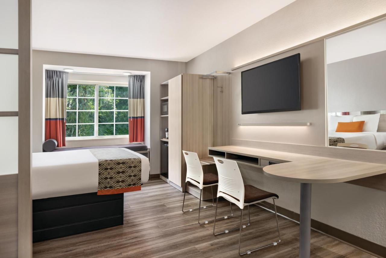 Queen Studio Suite - Non-Smoking at Microtel Inn & Suites by Wyndham Raleigh