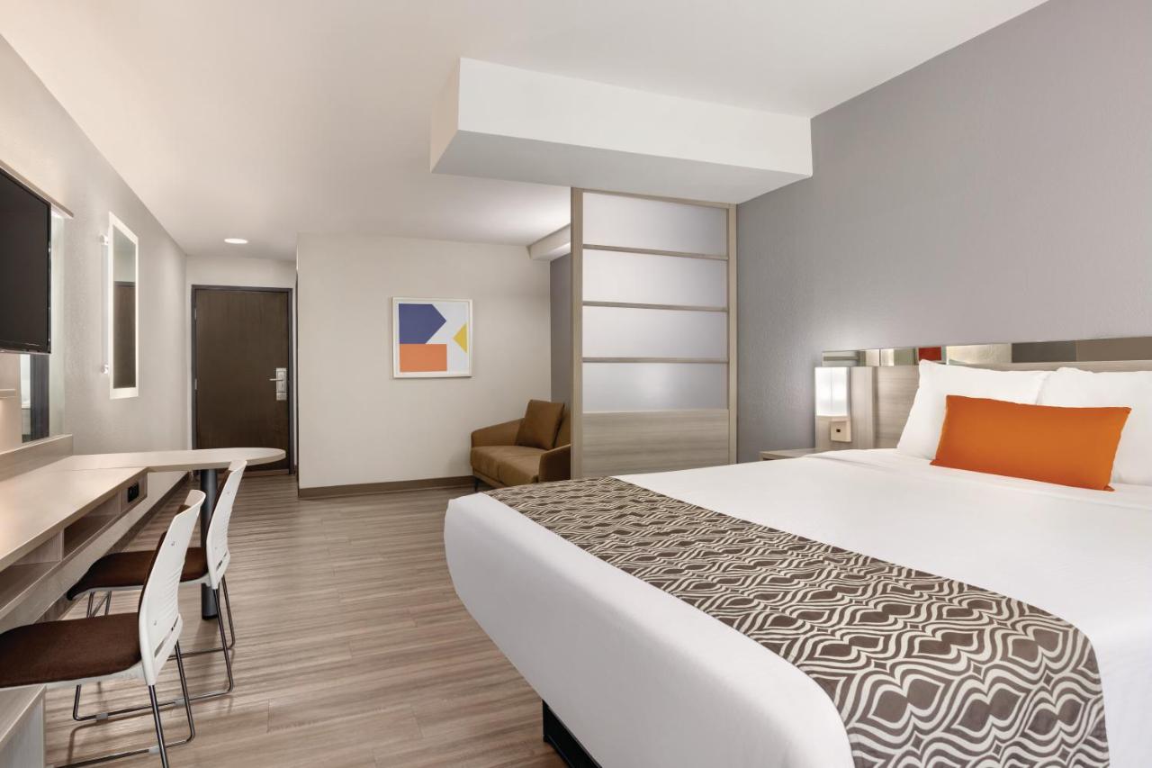 Queen Studio Suite - Non-Smoking at Microtel Inn & Suites by Wyndham Raleigh