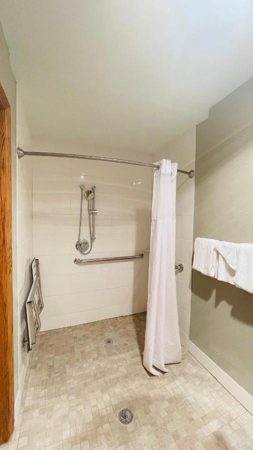 King Room - Accessible/Non-Smoking at Sleep Inn & Suites Madison West