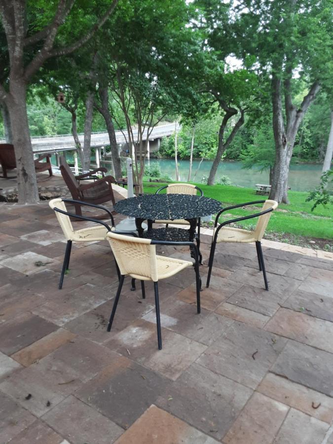  | Horseshoe Riverside Lodge