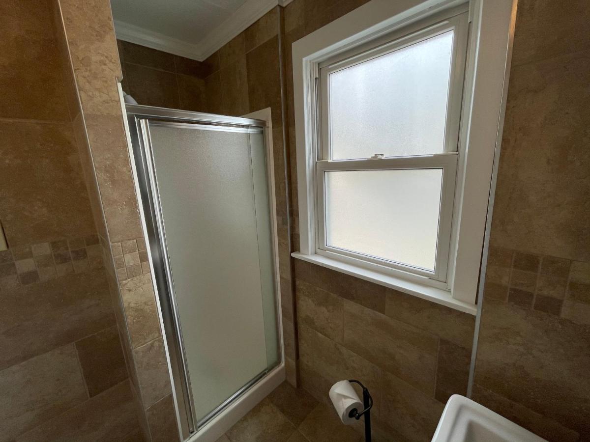 | Buttercup Suites