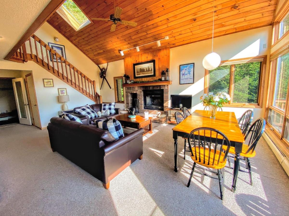 | W3 Cozy 3BR Mt Washington Place Townhome gorgeous views of Bretton Woods Ski Area WiFi, Cable