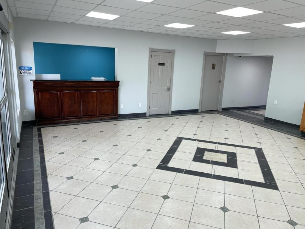 | COMMERCE INN Near SK Battery Plant