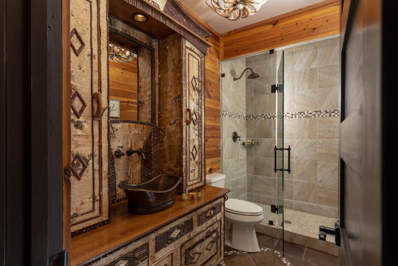 | The White Birch Inn