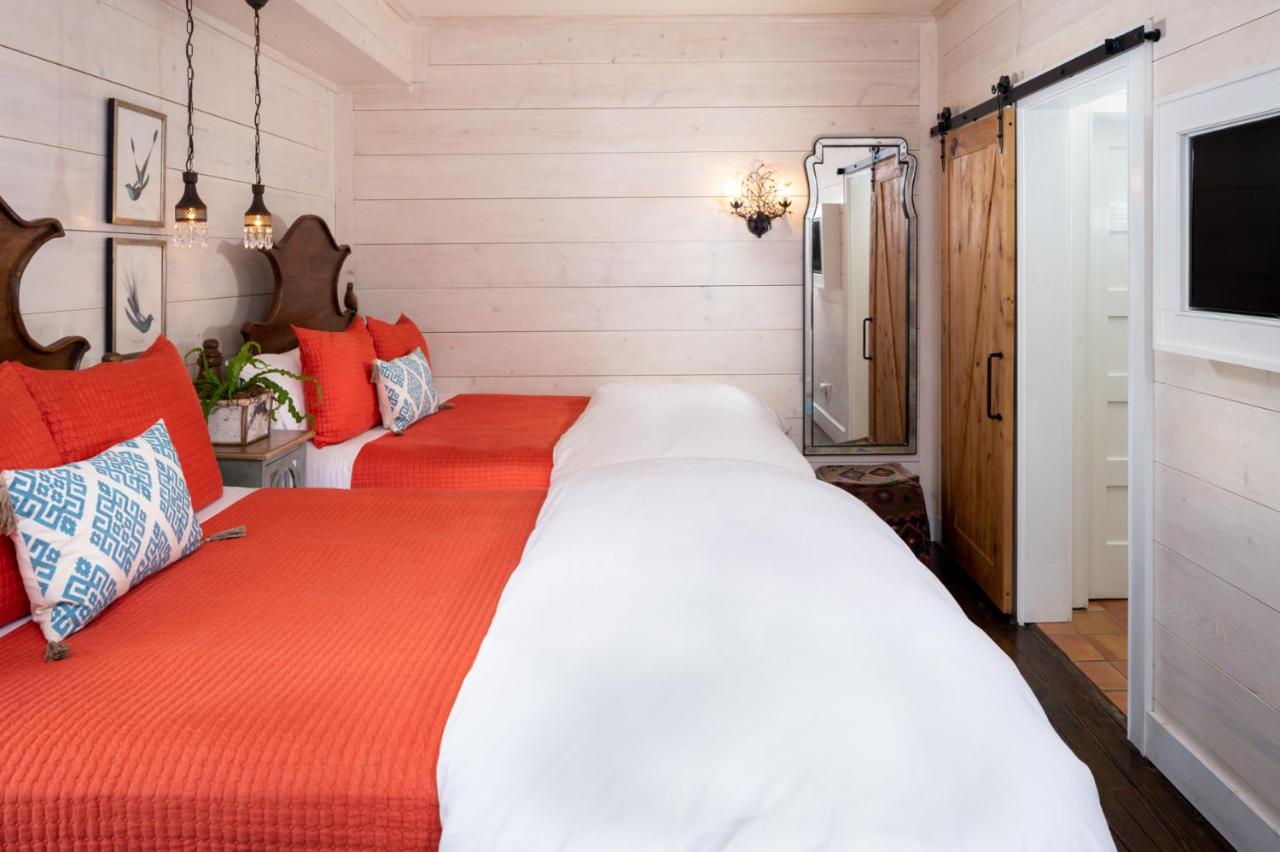 | The White Birch Inn